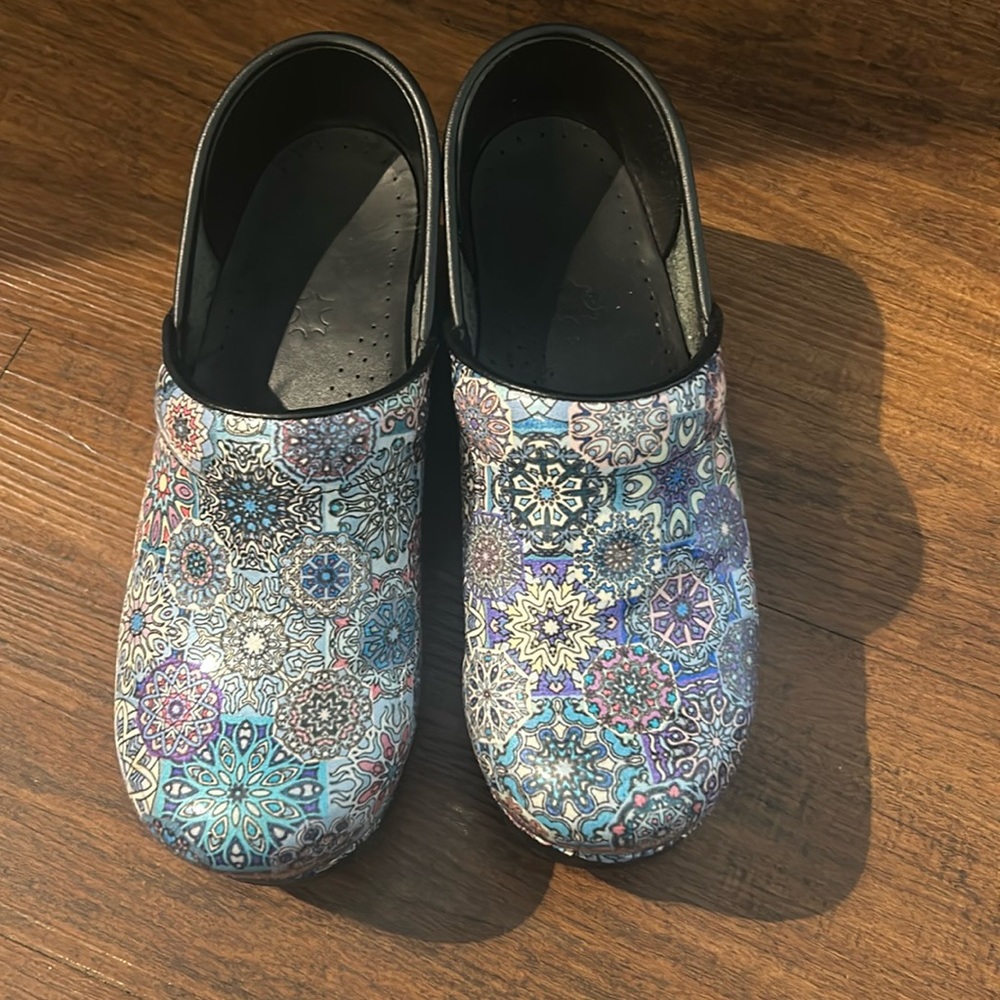 Size 36 dansko